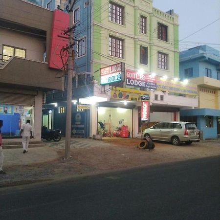 New City Tower Residency Tiruchchendūr Exterior foto